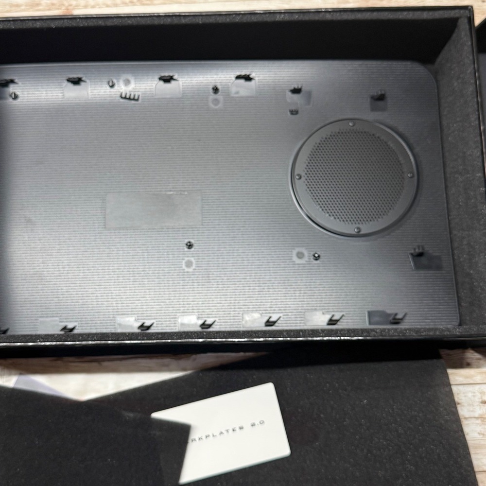 Dbrand DARKPLATES 2.0 Disc Edition With Base Custom Console Plates PS5 slim